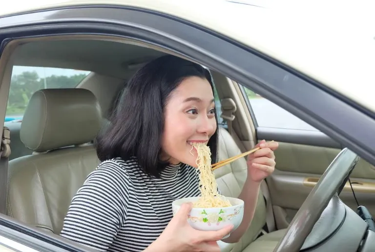 Cara Menjaga Pola Makan Sehat Ketika Sedang Menikmati Perjalanan Jauh